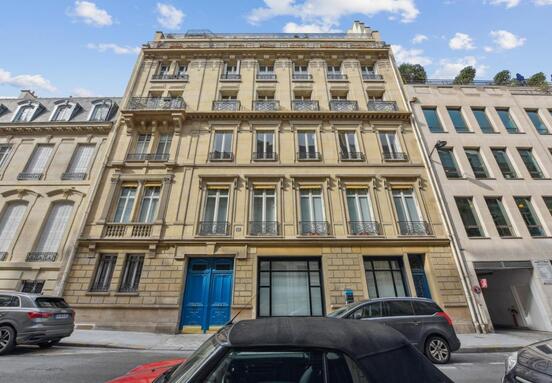 A VENDRE PARIS 75008  - LOCAL COMMERCIAL- BUREAUX-