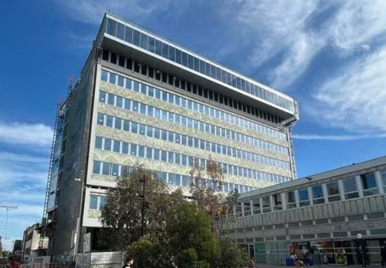 Nantes Office Market Rebounds 18% in H1 2025: A Deceptive Recovery for Businesses?